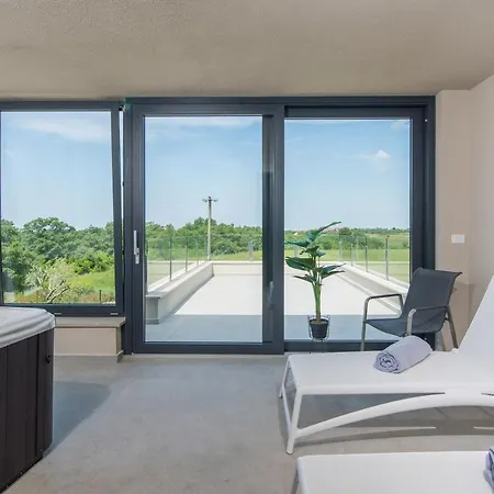 Colonia Villa *